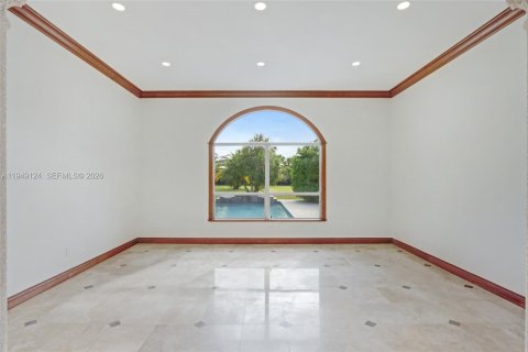 Снять в аренду виллу или дом в Майами, Флорида 7 спален, 475.57м2, № 2005497 - фото 7