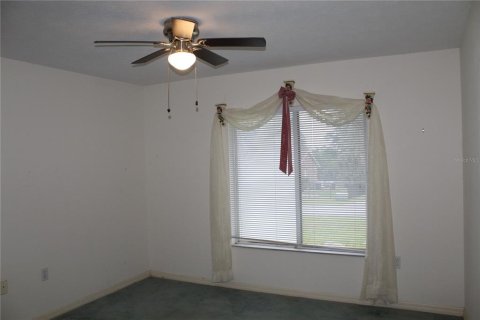 Villa ou maison à vendre à Lady Lake, Floride: 3 chambres, 182.09 m2 № 2094398 - photo 30