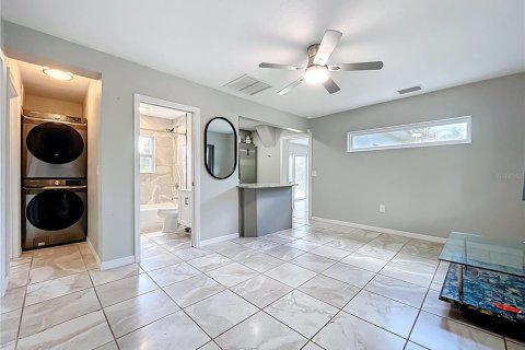 House in Howey-in-the-Hills, Florida 3 bedrooms, 82.96 sq.m. № 1725248 - photo 16