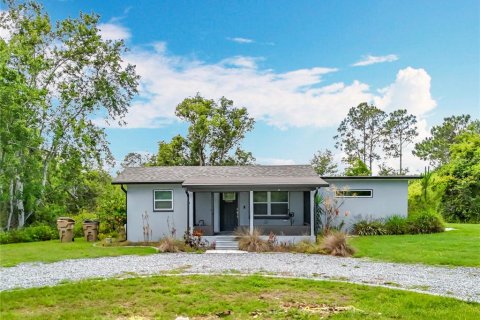 House in Howey-in-the-Hills, Florida 3 bedrooms, 82.96 sq.m. № 1725248 - photo 3