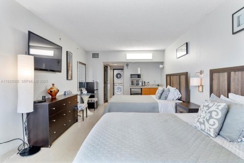 Copropriété à vendre à Sunny Isles Beach, Floride: 2 chambres, 123.56 m2 № 1990580 - photo 19