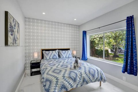 Casa en venta en Hollywood, Florida, 5 dormitorios, 203.36 m2 № 1729332 - foto 28