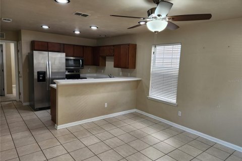 Adosado en alquiler en Tallahassee, Florida, 3 dormitorios, 112.97 m2 № 1902373 - foto 2