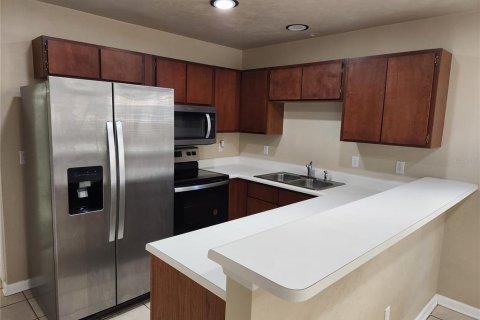Adosado en alquiler en Tallahassee, Florida, 3 dormitorios, 112.97 m2 № 1902373 - foto 3