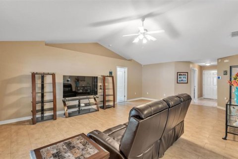 Casa en venta en Lakeland, Florida, 3 dormitorios, 189.06 m2 № 1899559 - foto 3