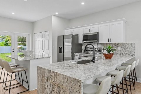 Villa ou maison à vendre à Lakeland, Floride: 3 chambres, 131.83 m2 № 2201265 - photo 8