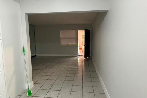 Copropriété à louer à Pompano Beach, Floride: 2 chambres, 82.68 m2 № 2265582 - photo 17