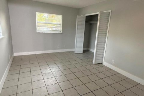 Copropriété à louer à Pompano Beach, Floride: 2 chambres, 82.68 m2 № 2265582 - photo 11