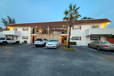 Copropriété à louer à Pompano Beach, Floride: 2 chambres, 82.68 m2 № 2265582 - photo 19
