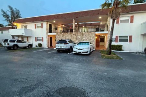 Copropriété à louer à Pompano Beach, Floride: 2 chambres, 82.68 m2 № 2265582 - photo 20