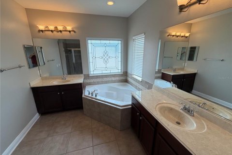 Villa ou maison à louer à Windermere, Floride: 4 chambres, 249.16 m2 № 2353335 - photo 23