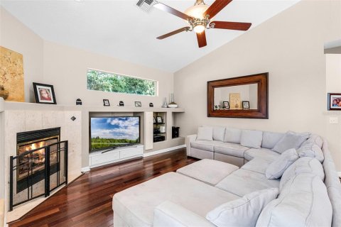 Casa en venta en Oviedo, Florida, 4 dormitorios, 238.2 m2 № 1777492 - foto 19