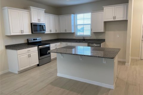 Casa en alquiler en Winter Garden, Florida, 3 dormitorios, 187.11 m2 № 1914656 - foto 4