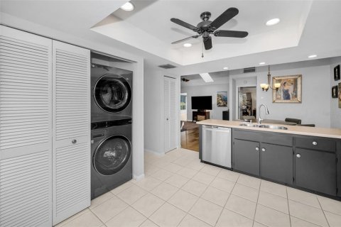 Copropriété à vendre à New Port Richey, Floride: 2 chambres, 125.05 m2 № 2131711 - photo 14