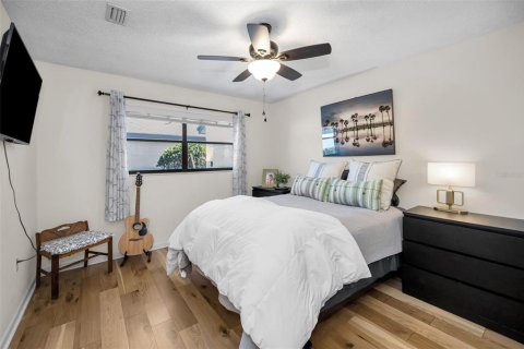 Copropriété à vendre à New Port Richey, Floride: 2 chambres, 125.05 m2 № 2131711 - photo 27