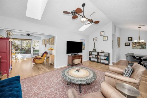 Copropriété à vendre à New Port Richey, Floride: 2 chambres, 125.05 m2 № 2131711 - photo 19