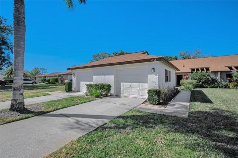 Copropriété à vendre à New Port Richey, Floride: 2 chambres, 125.05 m2 № 2131711 - photo 8