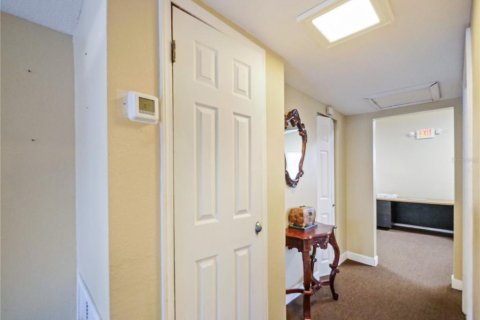 Commercial property in Winter Park, Florida 101.08 sq.m. № 2150965 - photo 14