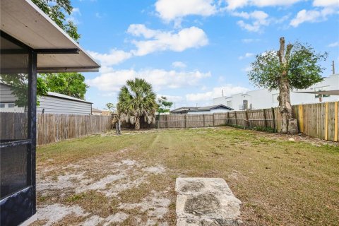Commercial property in Winter Park, Florida 101.08 sq.m. № 2150965 - photo 27
