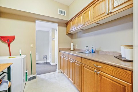 Commercial property in Winter Park, Florida 101.08 sq.m. № 2150965 - photo 16