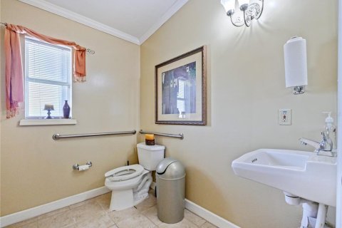 Commercial property in Winter Park, Florida 101.08 sq.m. № 2150965 - photo 18