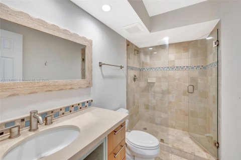 Condominio en venta en Deerfield Beach, Florida, 2 dormitorios, 123.19 m2 № 1727393 - foto 17