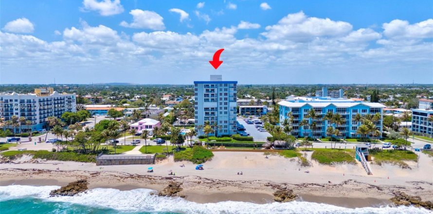 Condominio en Deerfield Beach, Florida, 2 dormitorios  № 1727393