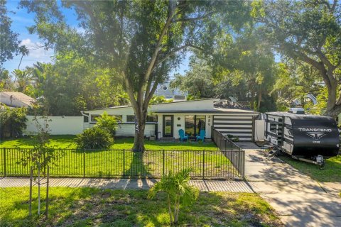 Land in Tampa, Florida № 1803445 - photo 1