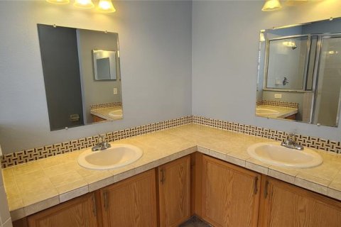 Casa en alquiler en Kissimmee, Florida, 4 dormitorios, 196.3 m2 № 1820669 - foto 14