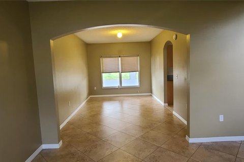 Casa en alquiler en Kissimmee, Florida, 4 dormitorios, 196.3 m2 № 1820669 - foto 4