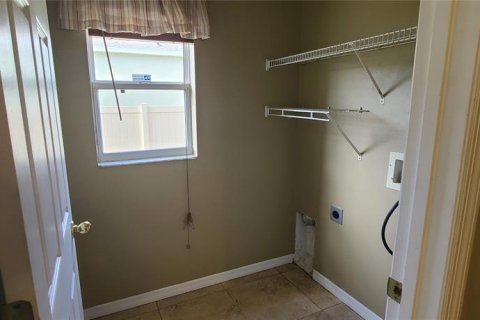 Casa en alquiler en Kissimmee, Florida, 4 dormitorios, 196.3 m2 № 1820669 - foto 15