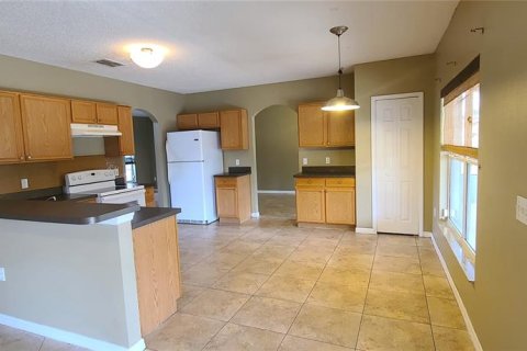 Casa en alquiler en Kissimmee, Florida, 4 dormitorios, 196.3 m2 № 1820669 - foto 6