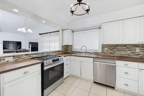 Duplex in Orlando, Florida 2 bedrooms, 91.14 sq.m. № 2364883 - photo 26