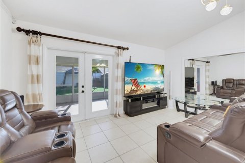 Duplex in Orlando, Florida 2 bedrooms, 91.14 sq.m. № 2364883 - photo 22