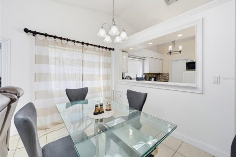 Duplex in Orlando, Florida 2 bedrooms, 91.14 sq.m. № 2364883 - photo 29