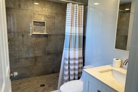 Condominio en alquiler en Treasure Island, Florida, 2 dormitorios, 91.51 m2 № 2199050 - foto 23