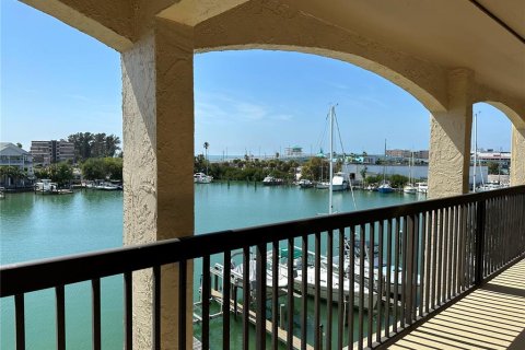 Condominio en alquiler en Treasure Island, Florida, 2 dormitorios, 91.51 m2 № 2199050 - foto 30