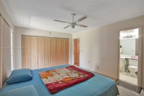 Condo in Deerfield Beach, Florida, 1 bedroom  № 1945074 - photo 14
