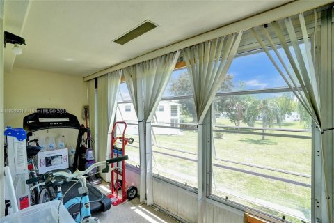 Condo in Deerfield Beach, Florida, 1 bedroom  № 1945074 - photo 21