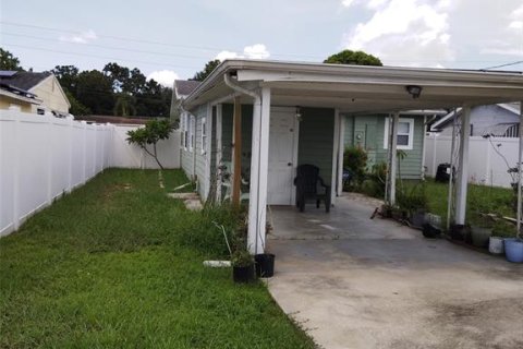 House in Saint Petersburg, Florida 2 bedrooms, 75.25 sq.m. № 1909073 - photo 12