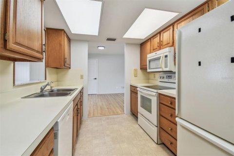 House in Seminole, Florida 3 bedrooms, 168.71 sq.m. № 1681547 - photo 21