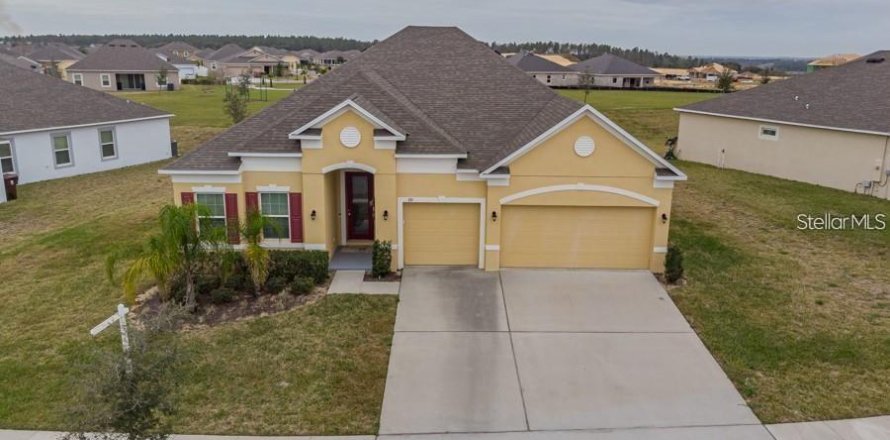 Villa ou maison à Haines City, Floride 4 chambres, 246.56 m2 № 1826639