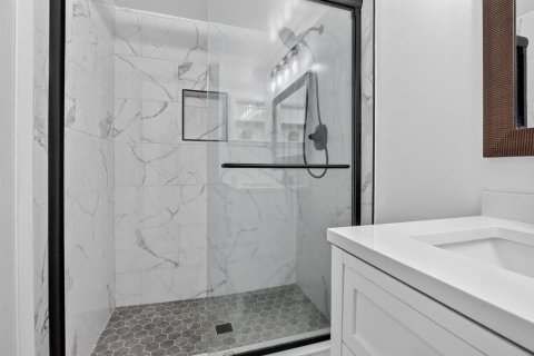Купить кондоминиум в Санрайз, Флорида 3 комнаты, 74.32м2, № 2246498 - фото 25
