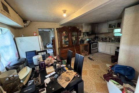 Commercial property in Miami, Florida 7 bedrooms, 208.47 sq.m. № 1825147 - photo 18