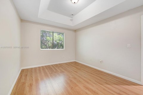 Touwnhouse à vendre à Homestead, Floride: 3 chambres, 132.2 m2 № 2301970 - photo 11