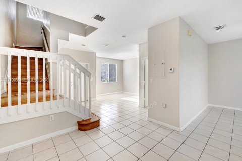 Touwnhouse à vendre à Homestead, Floride: 3 chambres, 132.2 m2 № 2301970 - photo 16