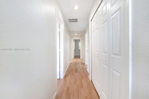 Touwnhouse à vendre à Homestead, Floride: 3 chambres, 132.2 m2 № 2301970 - photo 6