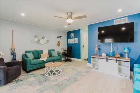 Condominio en venta en Saint Petersburg, Florida, 3 dormitorios, 127.74 m2 № 1640907 - foto 5