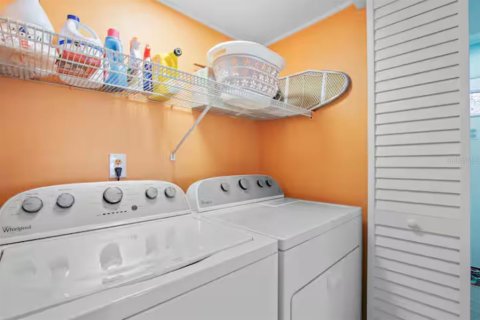 Condominio en venta en Saint Petersburg, Florida, 3 dormitorios, 127.74 m2 № 1640907 - foto 17
