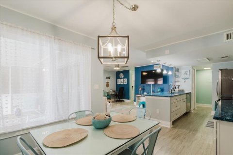Condominio en venta en Saint Petersburg, Florida, 3 dormitorios, 127.74 m2 № 1640907 - foto 14